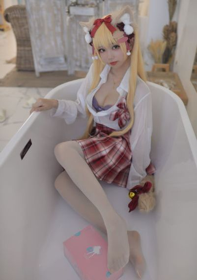 欧美美女自媒体主播_神马电影免费观看